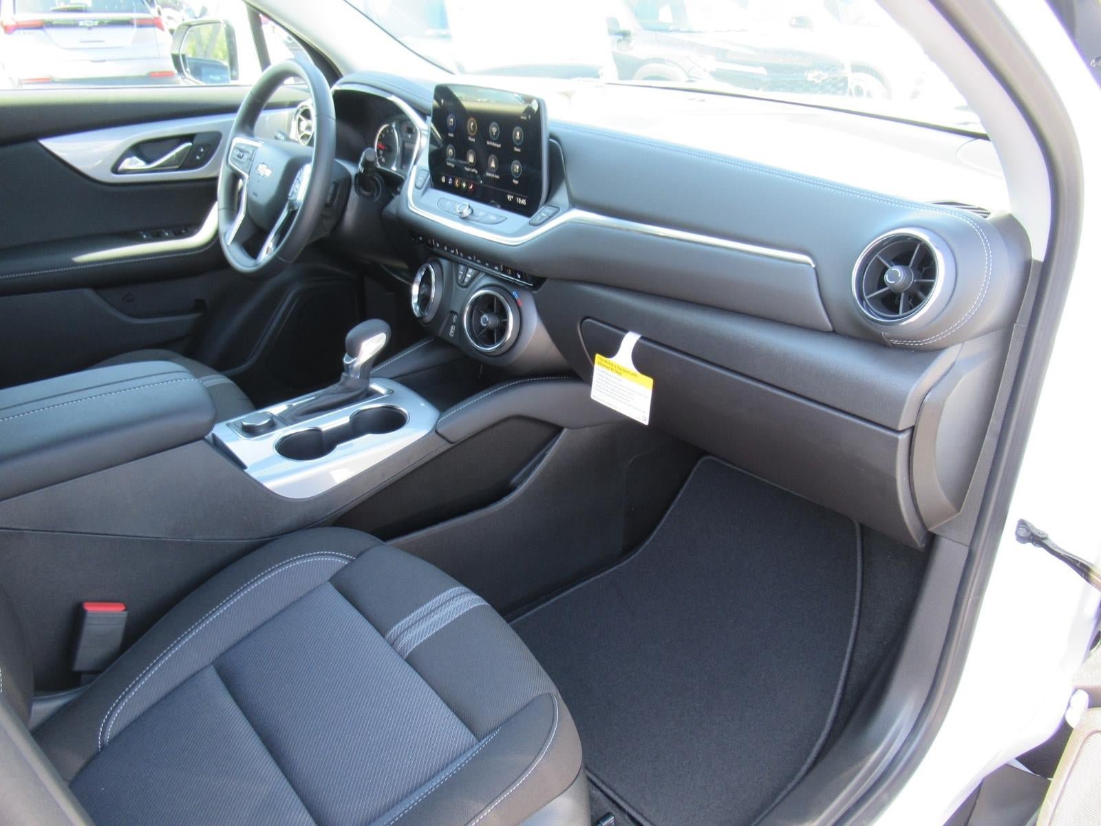 New 2026 Chevrolet Blazer LT FWD image 11