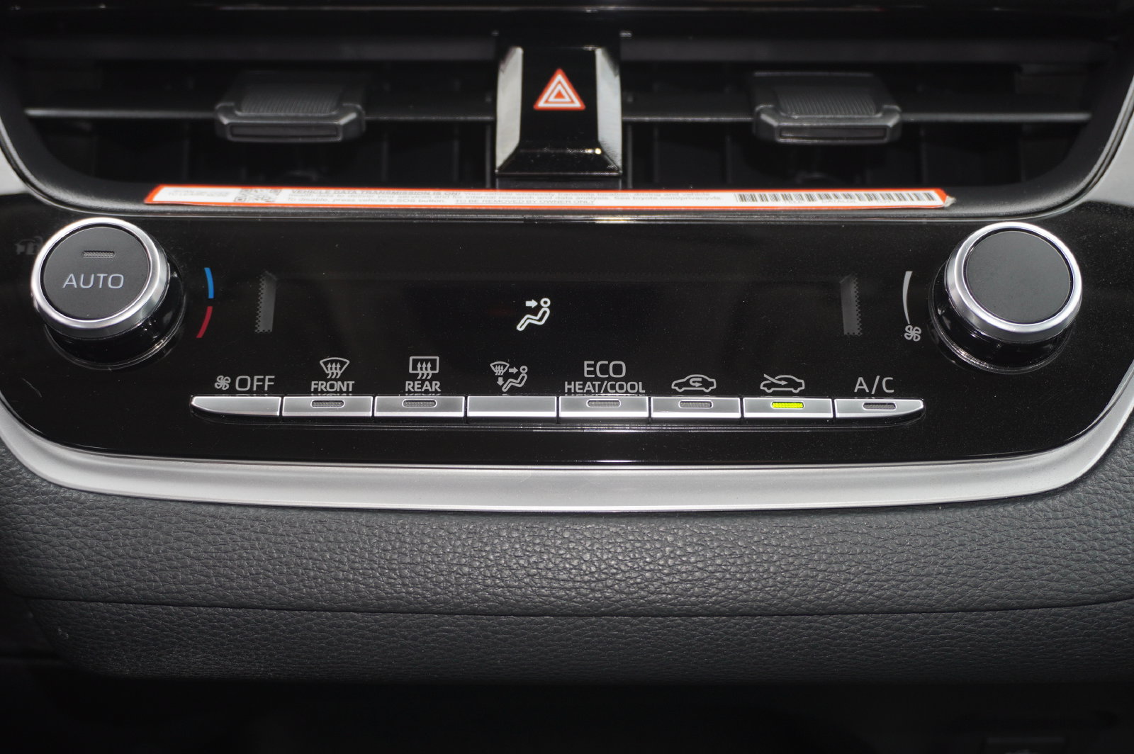 Certified 2025 Toyota Corolla LE FWD image 14