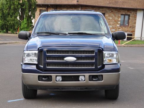 Used 2005 Ford Excursion Eddie Bauer RWD image 4