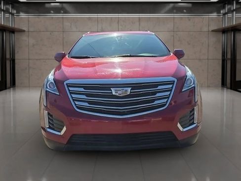 Used 2019 Cadillac XT5 AWD image 4
