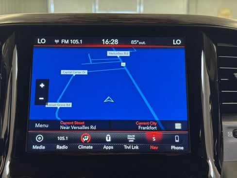 Used 2019 RAM 1500 Laramie AWD/4WD image 43