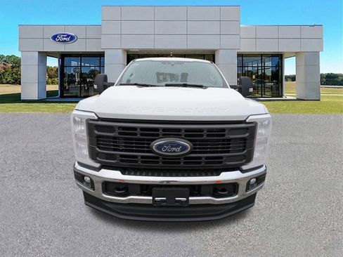 New 2026 Ford F250 XL AWD/4WD image 9