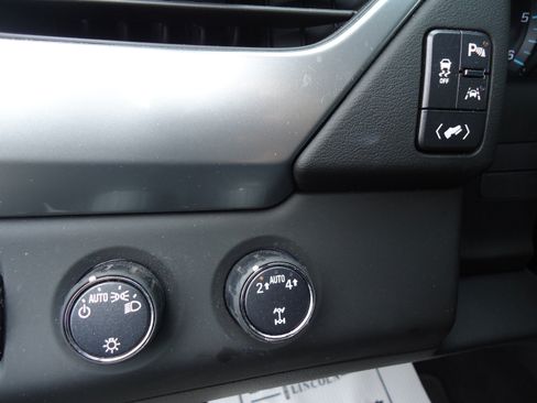 Used 2019 Chevrolet Tahoe LT AWD/4WD image 14