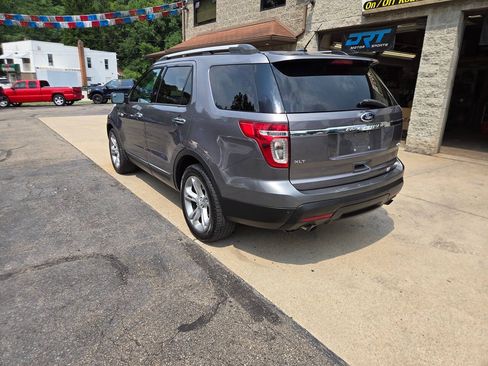 Used 2014 Ford Explorer XLT w/ Equipment Group 202A AWD/4WD image 5