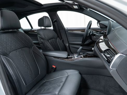 Used 2021 BMW 540i xDrive 540i xDrive w/ Premium Package image 22