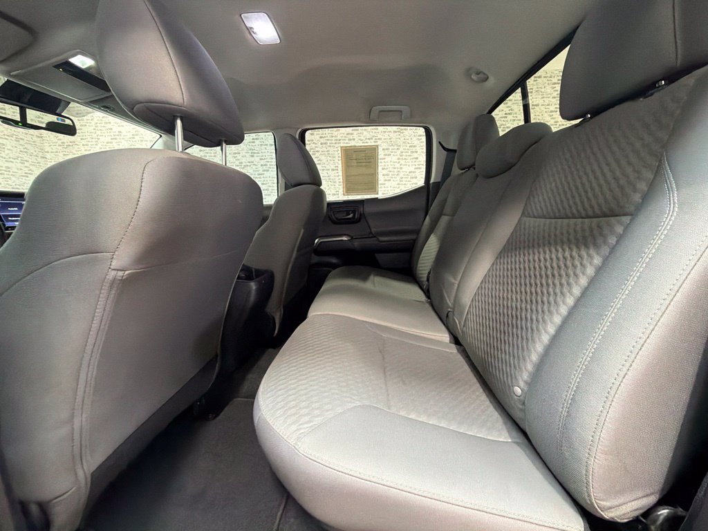 Used 2021 Toyota Tacoma SR5 RWD image 13