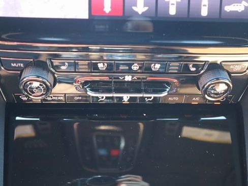 New 2025 Jeep Grand Cherokee Summit image 14