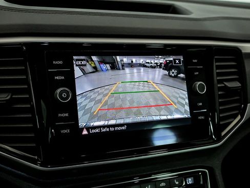 Used 2023 Volkswagen Atlas SEL R-Line AWD/4WD image 21