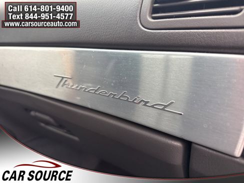 Used 2002 Ford Thunderbird image 35