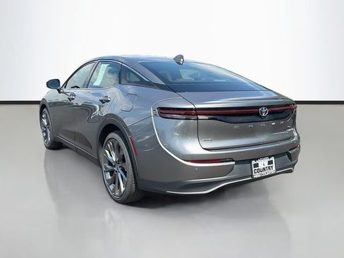 Used 2023 Toyota Crown w/ Advanced Technology Package AWD/4WD image 5