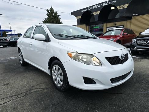 Used 2010 Toyota Corolla LE image 29