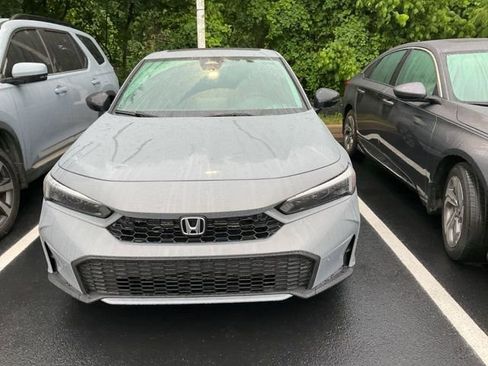 Used 2025 Honda Civic Sport image 13