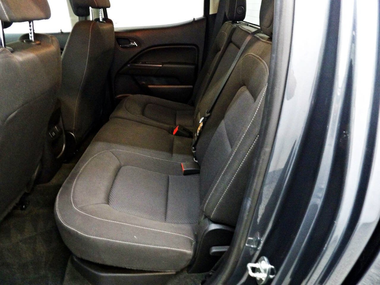Used 2015 Chevrolet Colorado LT w/ LT Convenience Package AWD/4WD image 10