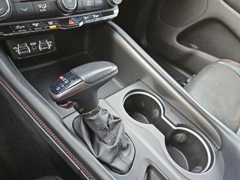 Used 2024 Dodge Durango GT image 27