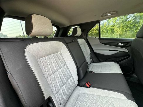 Used 2022 Chevrolet Equinox LT FWD image 22
