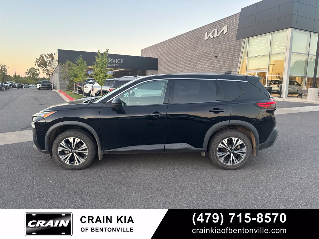 Used 2021 Nissan Rogue SV FWD image 4