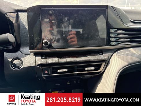 Certified 2025 Toyota Camry SE image 18