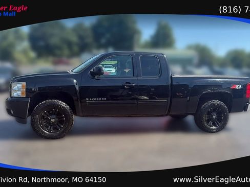 Used 2012 Chevrolet Silverado 1500 LTZ w/ LTZ Plus Package AWD/4WD image 2