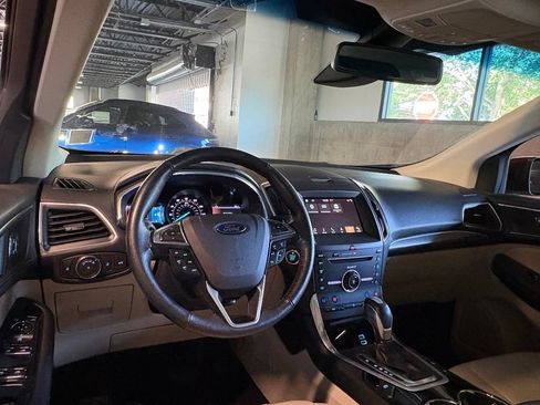 Used 2016 Ford Edge Titanium w/ Equipment Group 302A AWD/4WD image 14