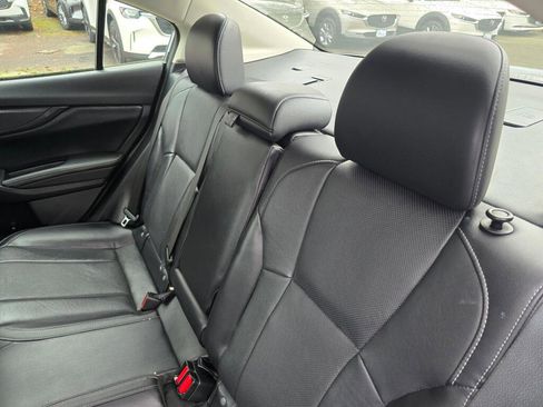 Used 2017 Subaru Impreza 2.0i Limited image 18