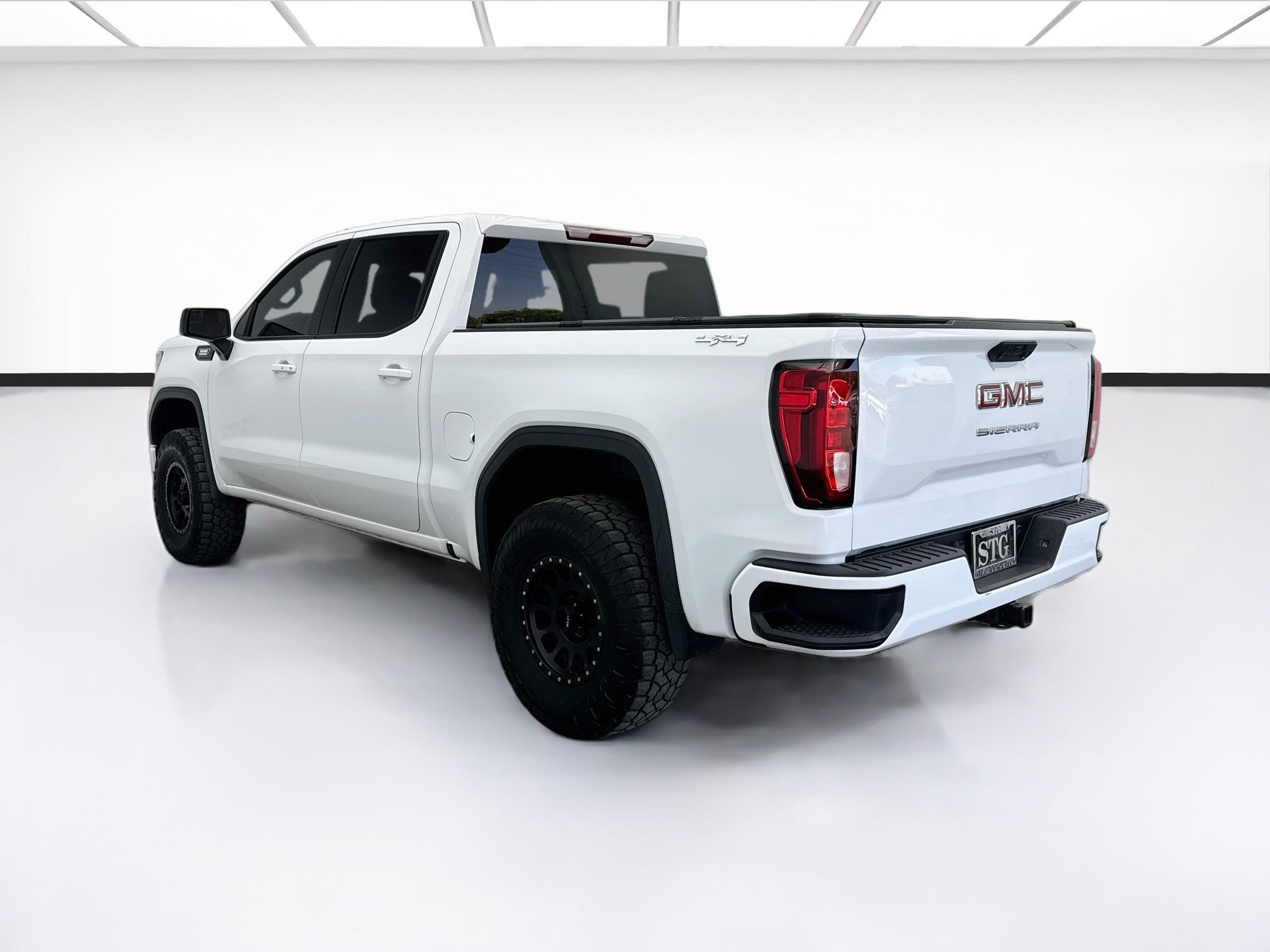 Used 2024 GMC Sierra 1500 Elevation AWD/4WD image 6