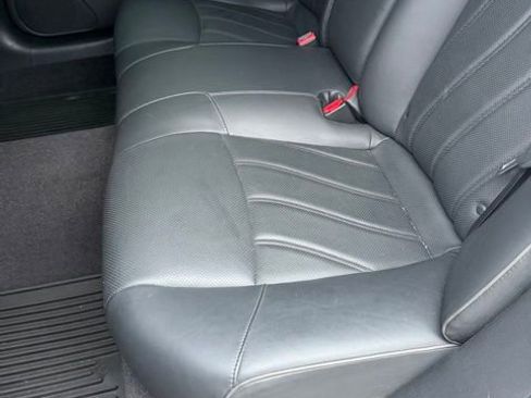 Used 2019 INFINITI Q70 L 3.7 AWD/4WD image 7