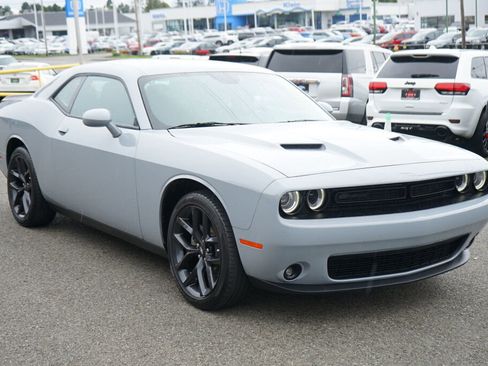 Used 2022 Dodge Challenger SXT w/ Blacktop Package image 7