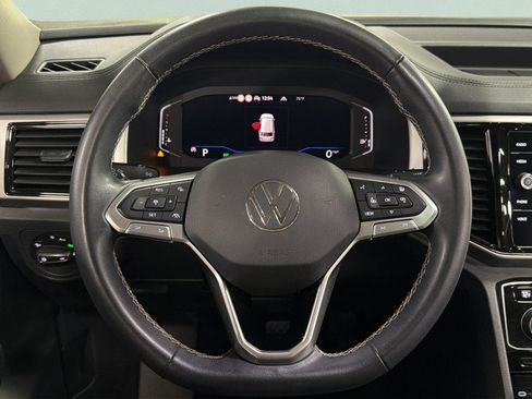 Used 2021 Volkswagen Atlas SEL AWD/4WD image 40