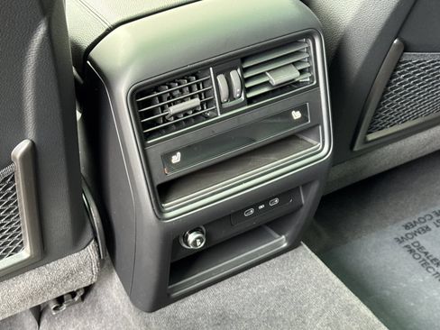Certified 2026 Porsche Cayenne AWD/4WD image 15