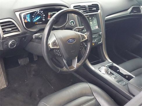 Used 2018 Ford Fusion Energi SE image 10