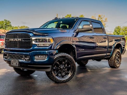 Used 2022 RAM 2500 Laramie AWD/4WD image 4