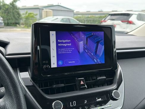 Used 2024 Toyota Corolla LE FWD image 28