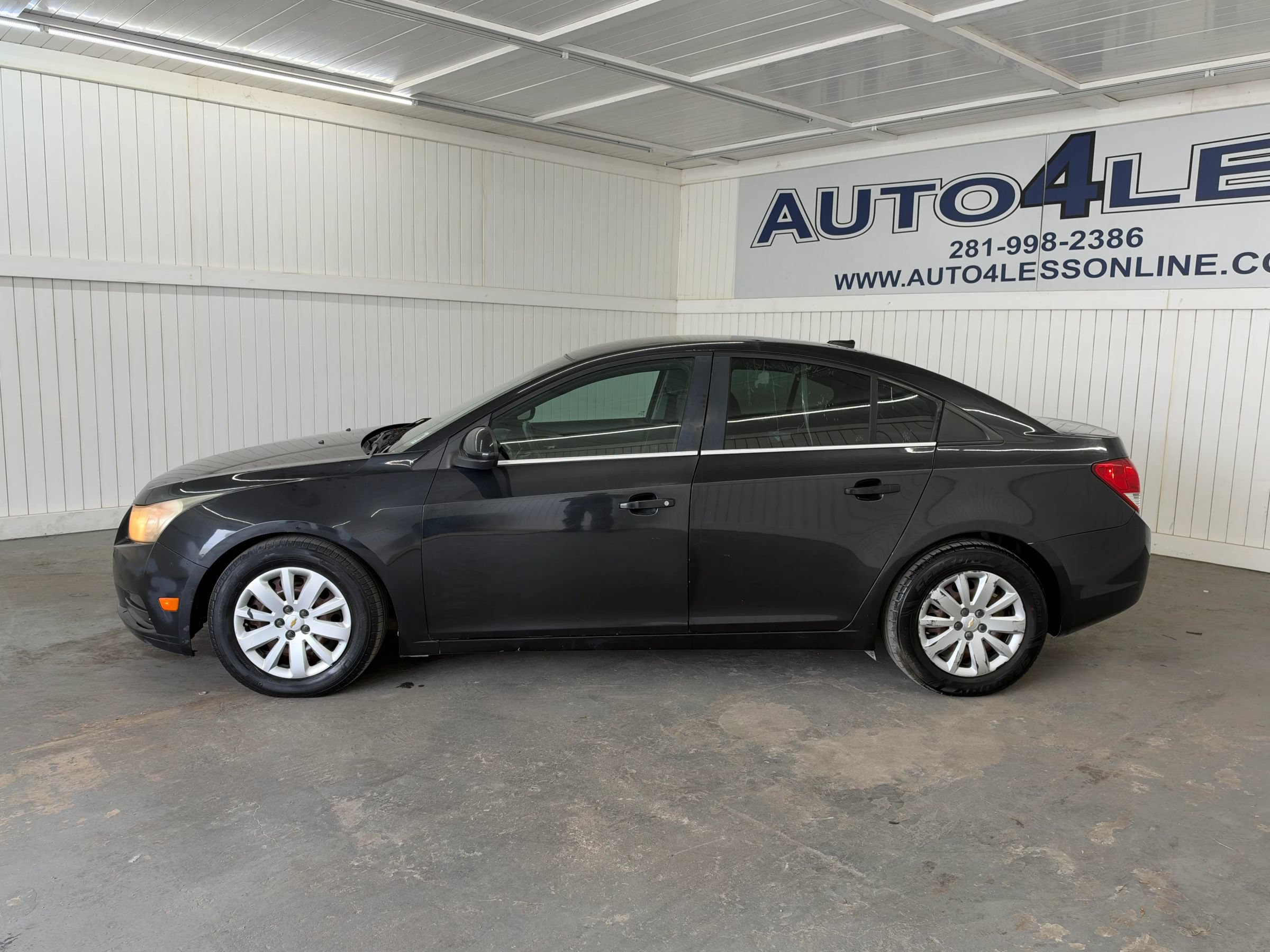 Used 2011 Chevrolet Cruze LT FWD image 8