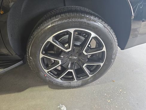 New 2026 Chevrolet Tahoe RST image 32