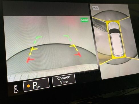 Used 2024 INFINITI QX80 Luxe image 32