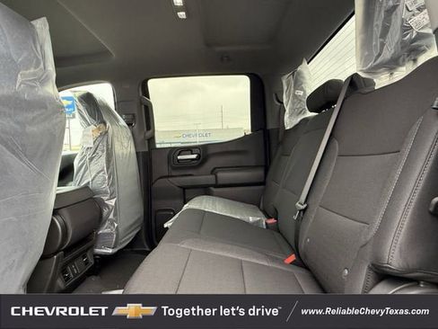 New 2026 Chevrolet Silverado 1500 Custom Trail Boss w/ LPO, Dark Essentials Package AWD/4WD image 29