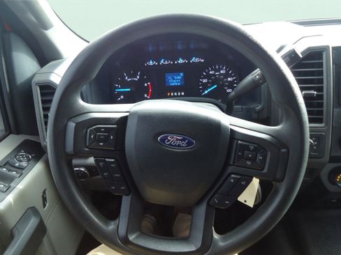 Used 2022 Ford F350 XL w/ Power Equipment Group image 16