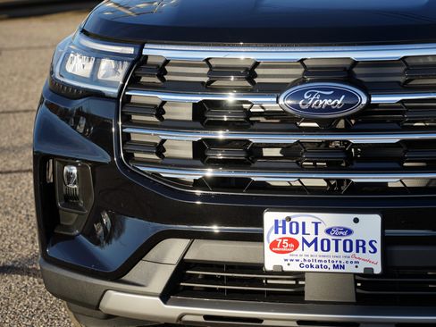 New 2026 Ford Explorer Active w/ Active Comfort Package image 11