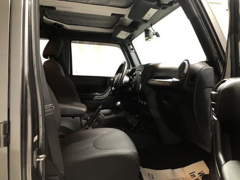 Used 2014 Jeep Wrangler Unlimited Sport w/ Power Convenience Group image 12