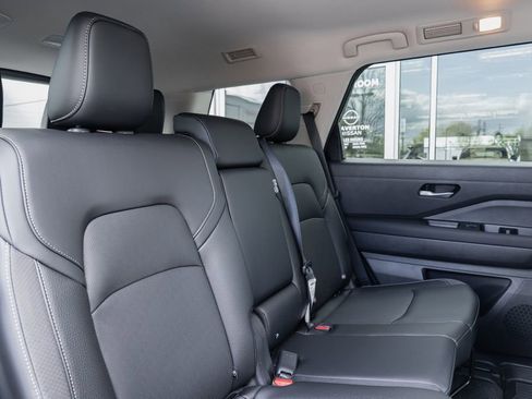 New 2026 Nissan Pathfinder SL AWD/4WD image 26