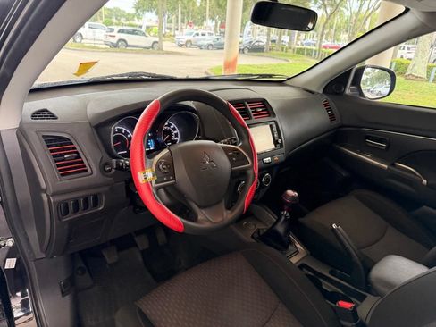 Used 2019 Mitsubishi Outlander Sport FWD image 6