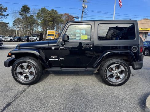 Used 2016 Jeep Wrangler Sahara w/ Dual Top Group image 5