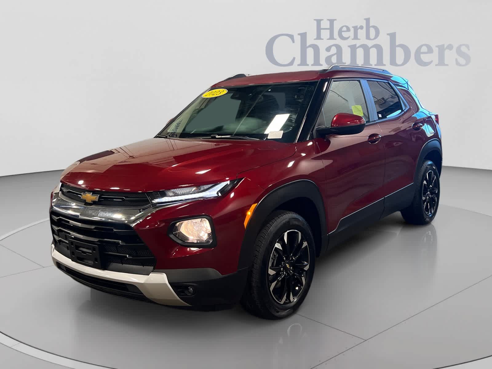 Used 2023 Chevrolet TrailBlazer LT w/ Convenience Package AWD/4WD image 4