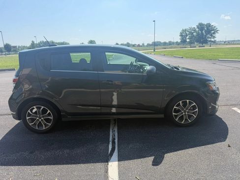 Used 2018 Chevrolet Sonic LT FWD image 6