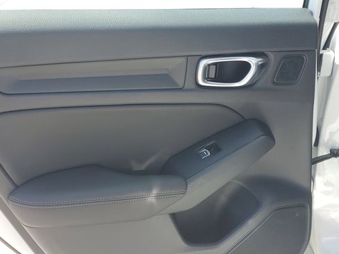 Certified 2024 Honda Civic EX-L image 11