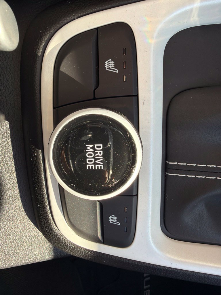 New 2026 Hyundai Venue SEL FWD image 21