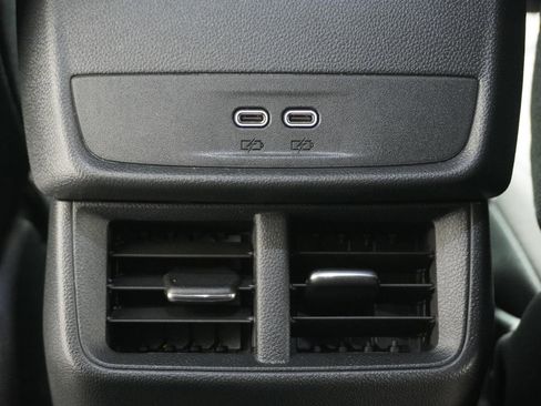 New 2026 Chevrolet Equinox LT w/ Midnight Edition FWD image 33