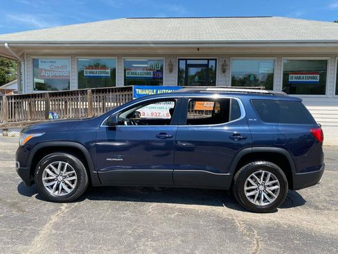 Used 2017 GMC Acadia SLE FWD image 5