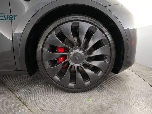 Used 2024 Tesla Model Y Performance AWD/4WD image 20