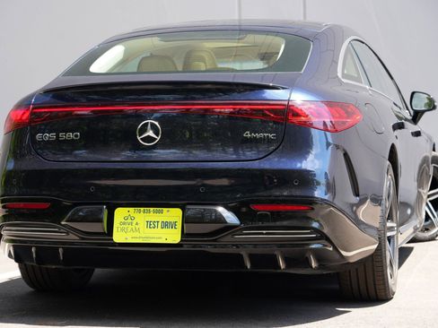 Used 2023 Mercedes-Benz EQS 580 4MATIC Sedan image 5